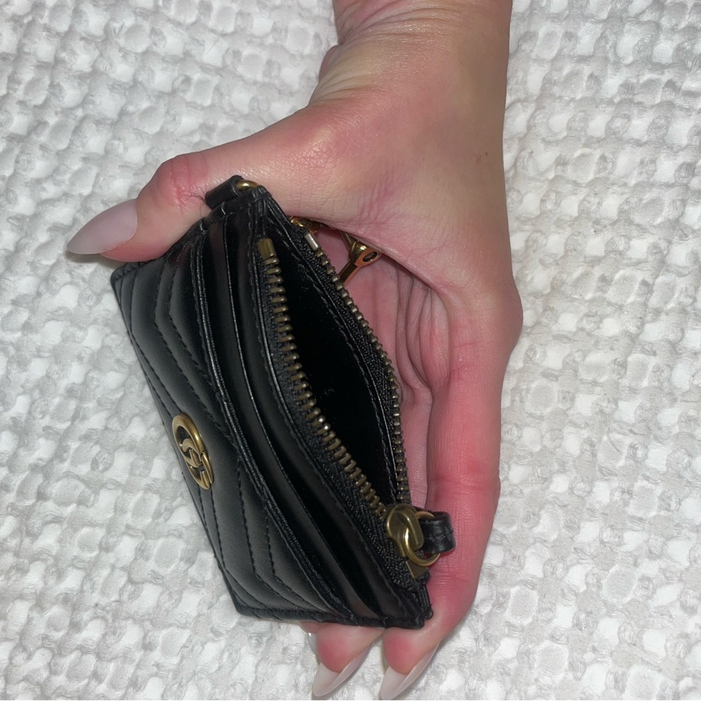 Gucci Black Quilted GG Marmont Key Pouch - Picture 4 of 7